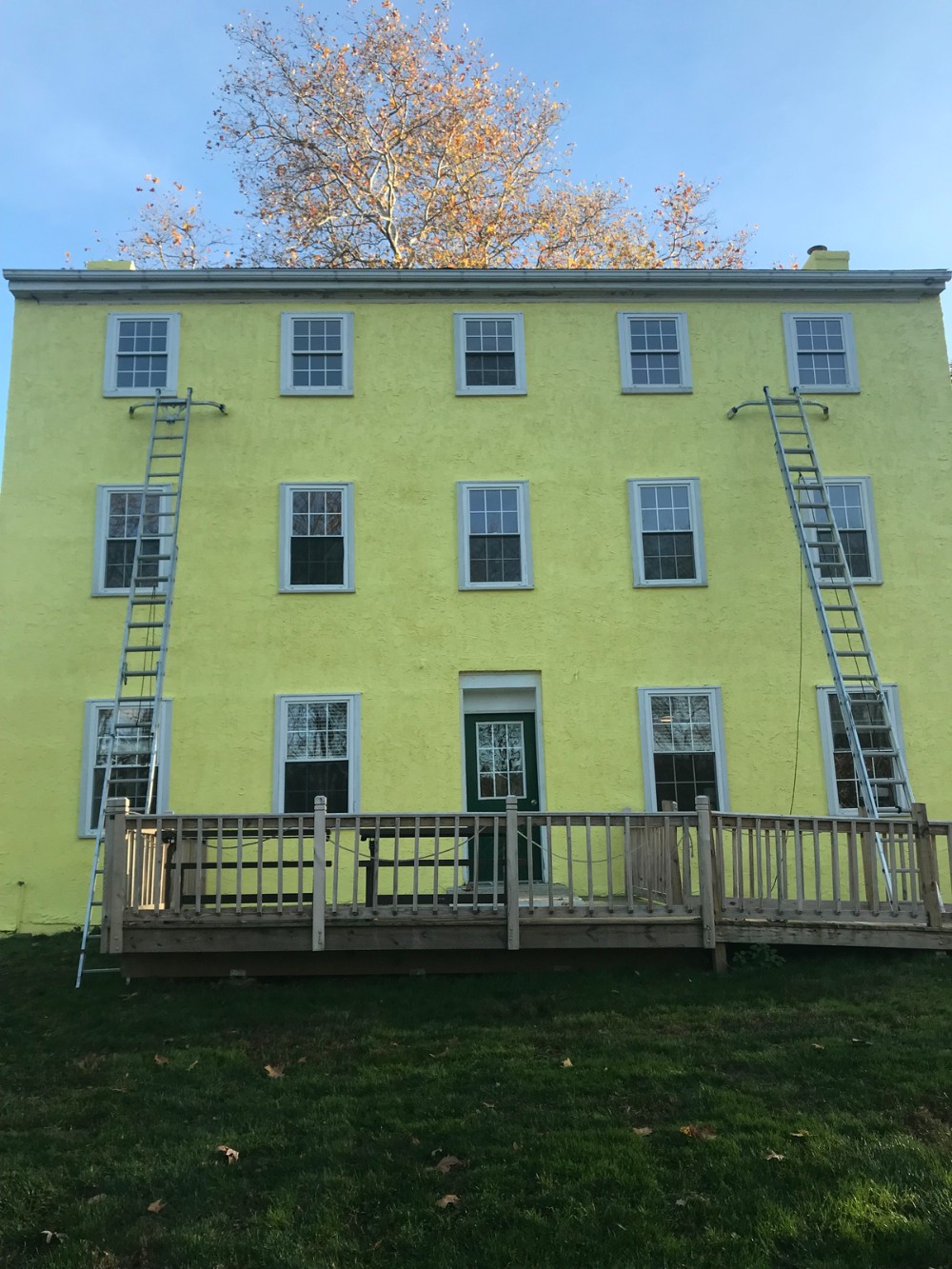 Yellow Stucco building